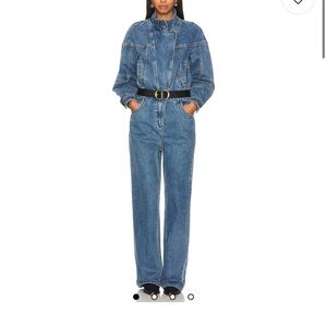 Eugene Jumpsuit in Light Wash Blue
Ronny Kobo